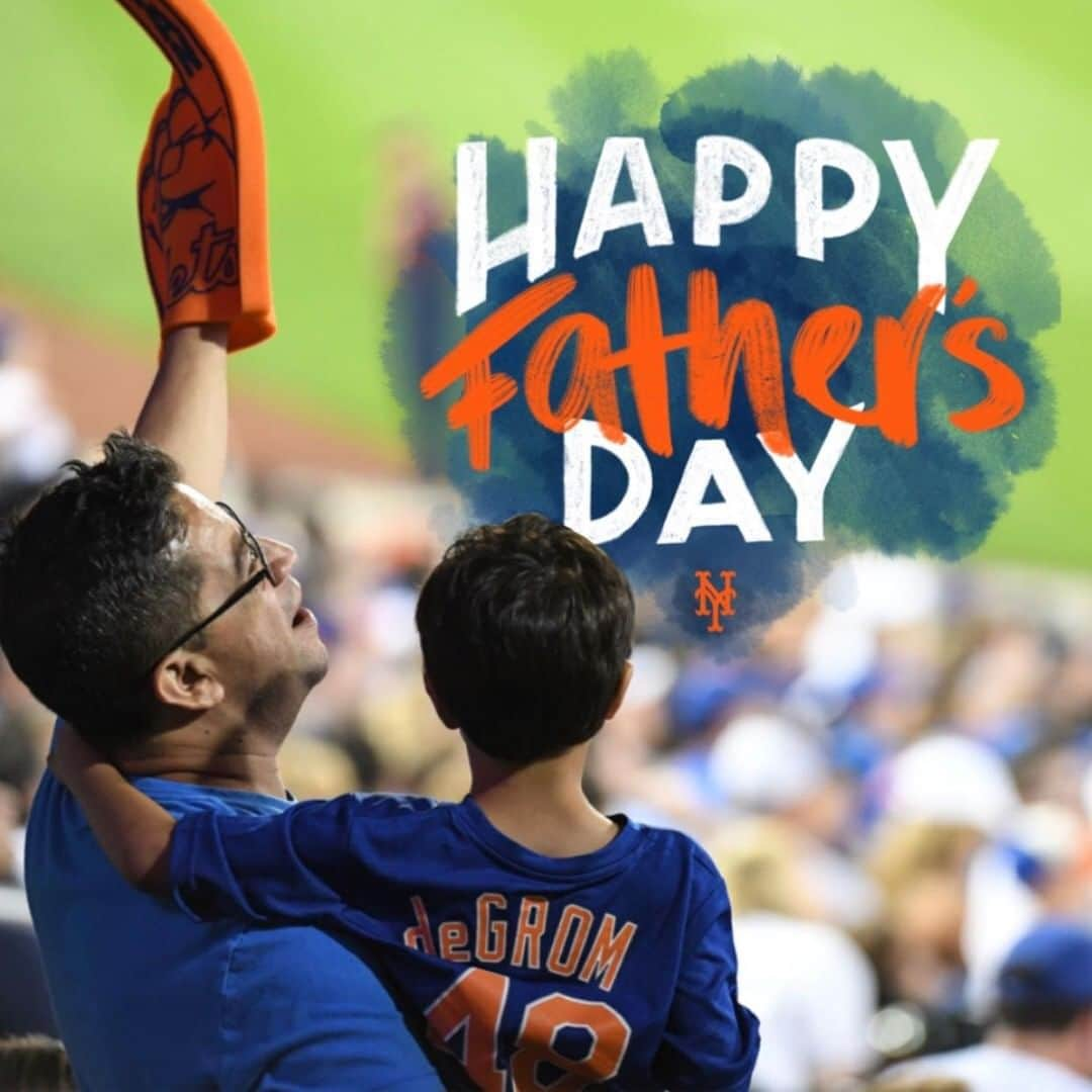 ニューヨーク・メッツさんのインスタグラム写真 - (ニューヨーク・メッツInstagram)「👨 + ⚾️ = 🧡💙 Happy #FathersDay! #LGM」6月16日 21時35分 - mets