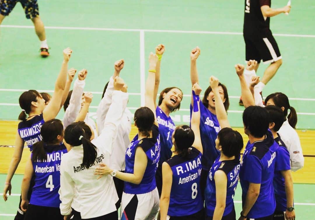 末綱聡子さんのインスタグラム写真 - (末綱聡子Instagram)「新チームとして初の団体戦🏸 この悔しさは必ずS/Jリーグに繋がる！ そう信じて✨ また1日1日1日頑張るのみ💪 このメンバーで新しい時代を築いていける楽しみ✨🏸 応援ありがとうございました😊  #サムライジャパンレプタイルズ #アメリカンベイプ岐阜 #アメリカンベイプバドミントン #久しぶりに一緒に座るベンチ #やっぱり良い #また強いチームになっていく💪 #その一員として #また頑張らねば💪」6月16日 21時56分 - s.suesatoco