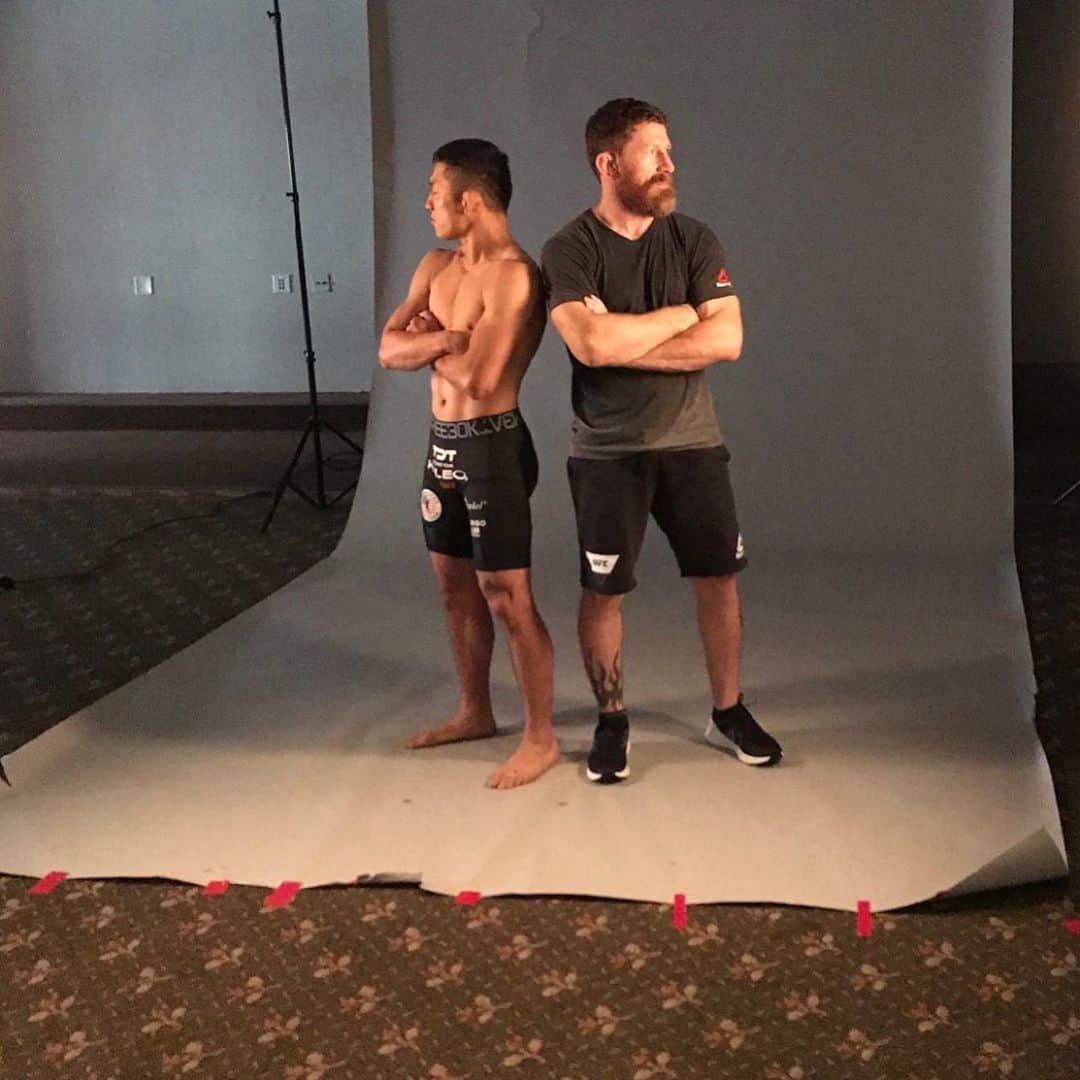 堀口恭司さんのインスタグラム写真 - (堀口恭司Instagram)「Best coach @mikebrownmma  試合の応援ありがとうございました！無事に勝つ事ができました！  ホームページに今回のNYでの試合や練習の様子、オフの写真や動画を追加しました！  随時追加していきます！今後も応援よろしくお願い致します！  https://horiguchikyoji.com/news/20190616.php」6月16日 21時52分 - kyoji1012