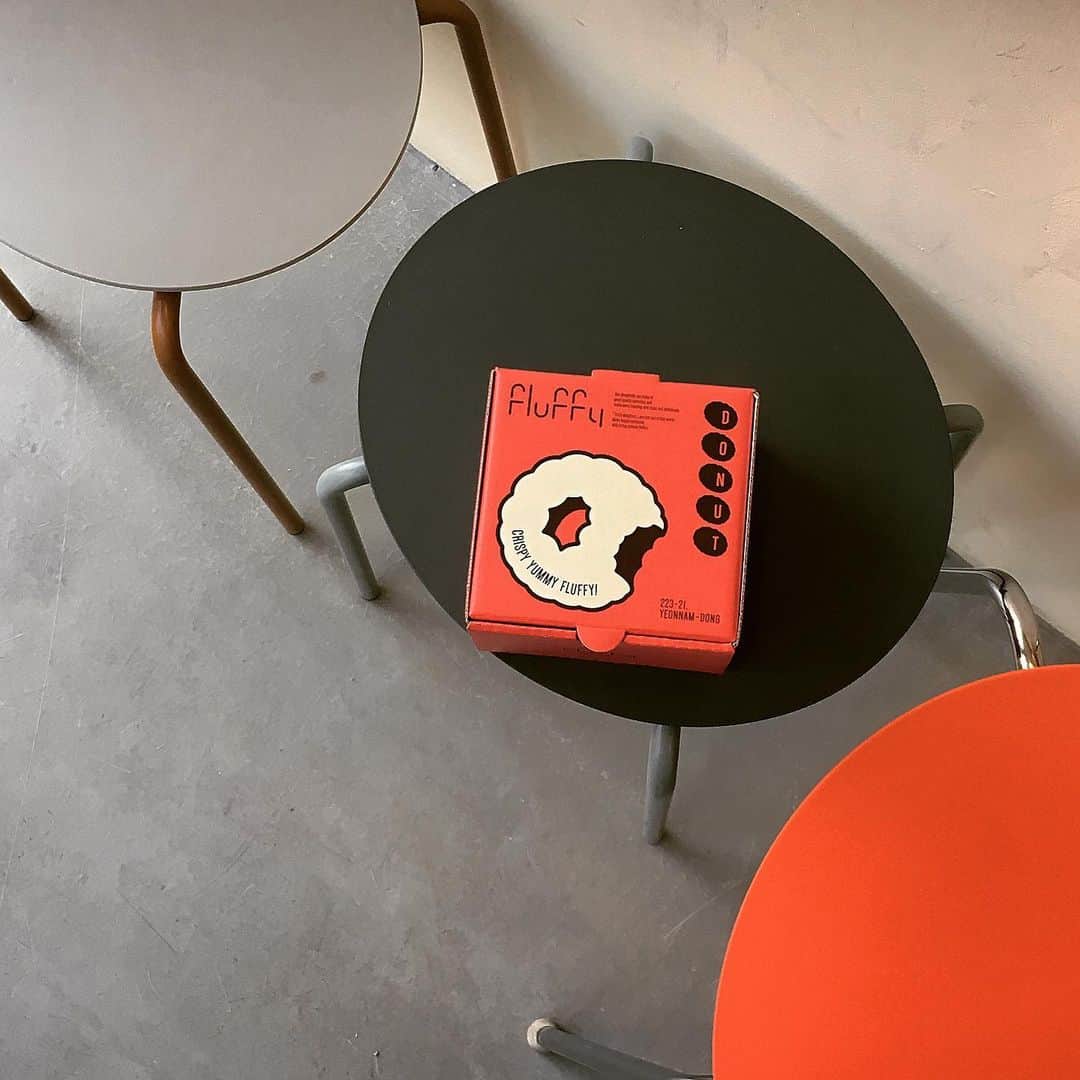 原涼香のインスタグラム：「ㅤㅤㅤㅤㅤㅤㅤㅤㅤㅤㅤㅤㅤ テイクアウトBOXがかわいい~🥡❤️ ただ、1個で十分なくらいビックサイズ🐻 ㅤㅤㅤㅤㅤㅤㅤㅤㅤㅤㅤㅤㅤ」
