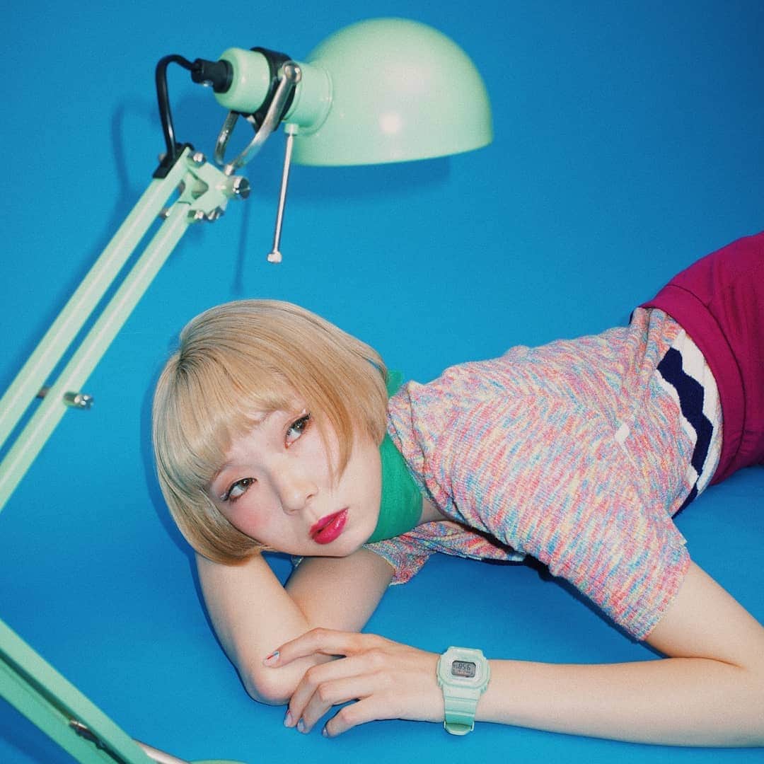 CASIO BABY-G Japan Officialさんのインスタグラム写真 - (CASIO BABY-G Japan OfficialInstagram)「BABY-G 2019 SUMMER STYLE  @babyg_jp × @rrr_tokyo 『 TOKYO COLORFUL TIME 』 ■ Watch Model : BLX-560-3JF (green)  PRICE：¥9,500＋tax ■ Model：@asagiinyo  カラフルなサマーニットにピンクパープルのパンツを合わせてコントラストを効かせたスタイリング。グリーンのチュールスカーフを首元に巻いてBABY-Gとカラーを揃えたのもポイント！  時計はレトロな風合いのサーフボードをイメージしたくすみカラー。  tops/pants/scarf：@rrr_vintage  #BABY_G #babyg_jp #CASIO #Watch #Watches #TokyoColorfulTime #Japan #Tokyo #Harajuku #Fashion #ColorFashion #SummerFashion #ootd #Wear #Used #Vintage #カラフル #ファッション #時計 #夏  #コーデ #rrrtokyo  #rrrvintage」6月16日 22時10分 - babyg_jp