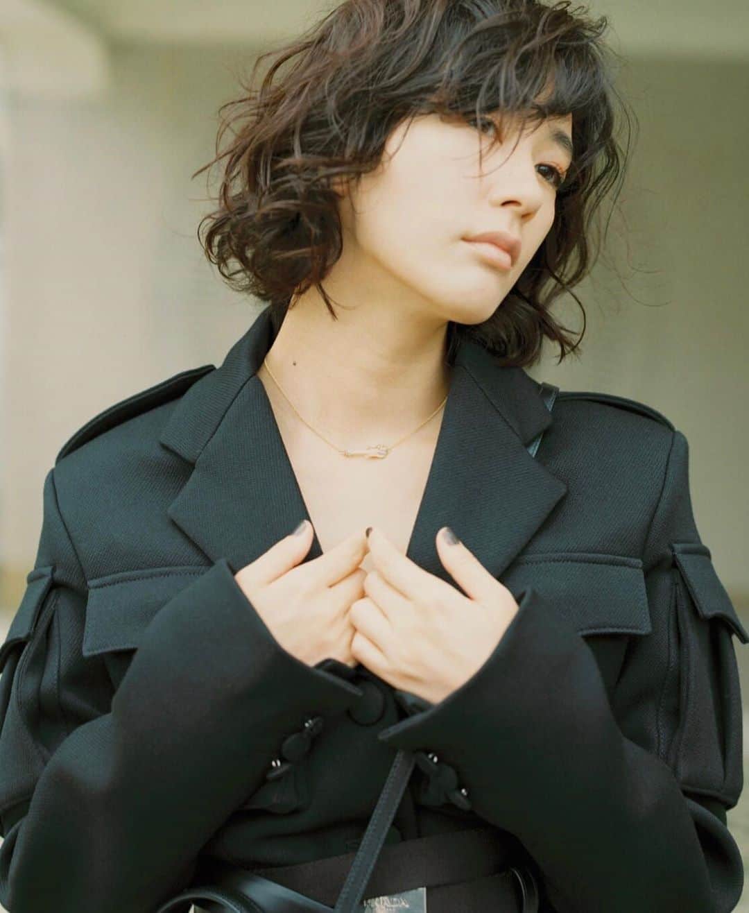 水川あさみのインスタグラム：「the fashion post ...other cut. #thefashionpost #prada  https://fashionpost.jp/fashion/164418」