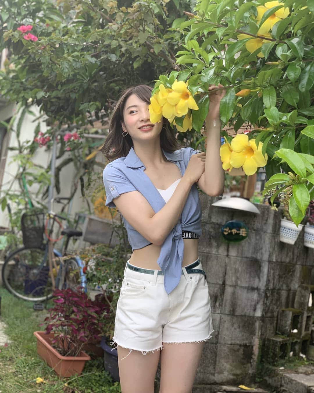 山本花織のインスタグラム：「． 沖縄また行きたいな☺︎」