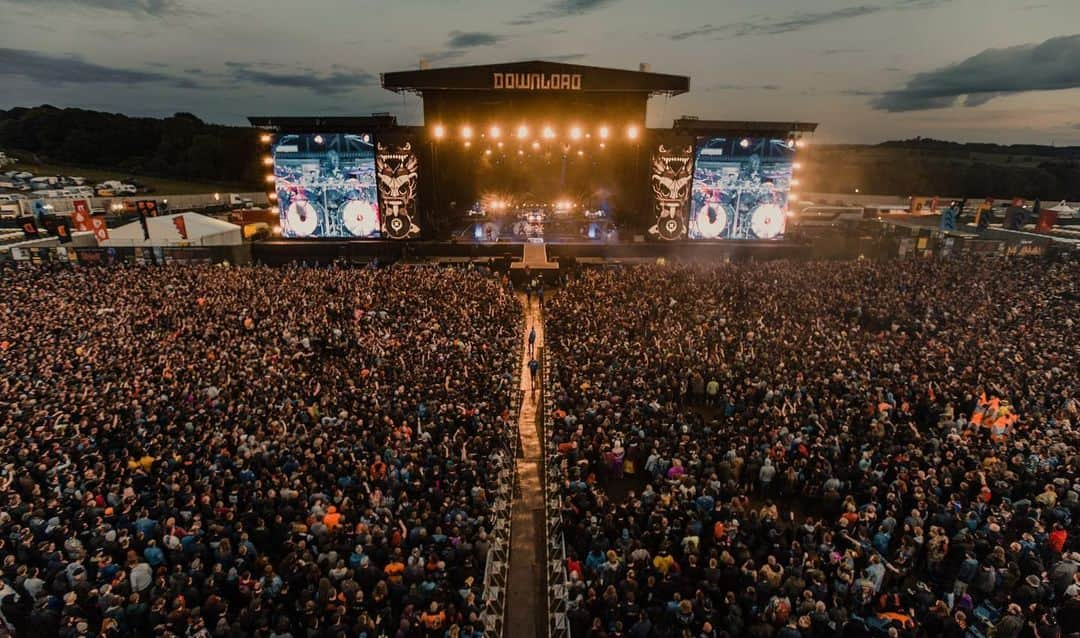 Slipknotさんのインスタグラム写真 - (SlipknotInstagram)「Always good to be back. Thank you, @downloadfest.」6月16日 23時06分 - slipknot