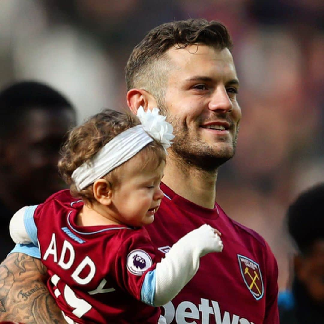 ウェストハム・ユナイテッドFCさんのインスタグラム写真 - (ウェストハム・ユナイテッドFCInstagram)「Happy #fathersday, Hammers! ⚒❤️」6月16日 23時11分 - westham