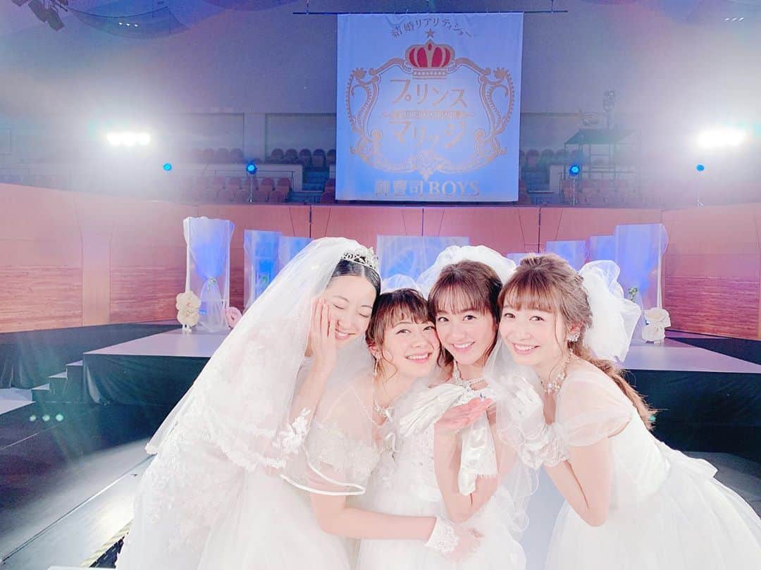 岡本夏美さんのインスタグラム写真 - (岡本夏美Instagram)「チーム女子！仲良しです！ @primari_official  #御曹司ボーイズ」6月16日 23時24分 - okamoto_natsumi