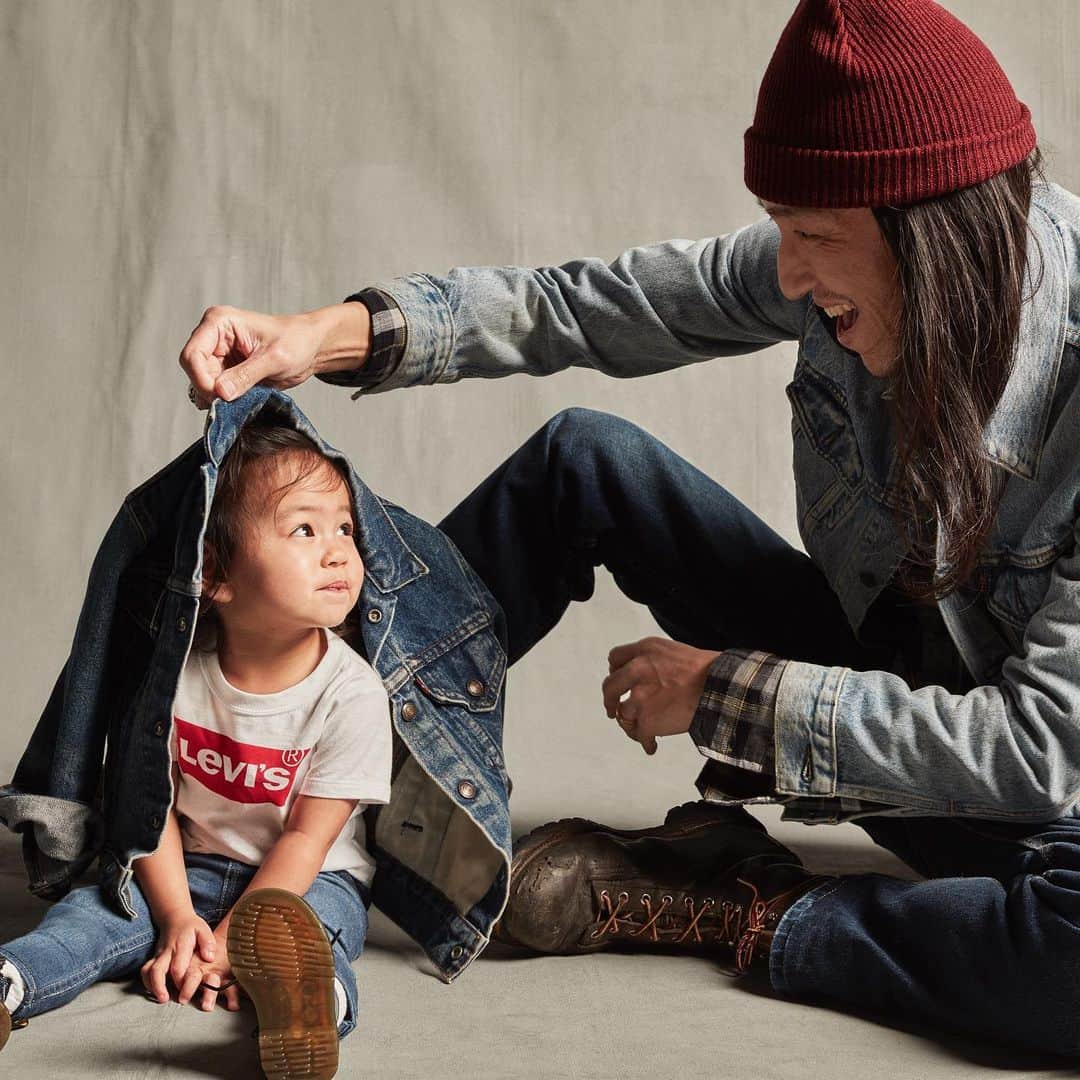 Levi’sさんのインスタグラム写真 - (Levi’sInstagram)「Happy Father’s Day to all the awesome dads out there 💙」6月16日 23時53分 - levis