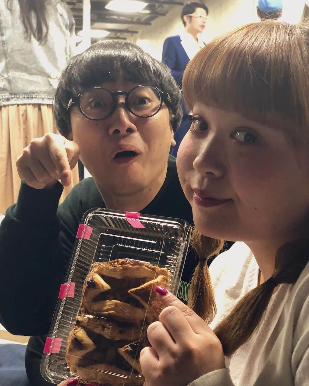 椎木ゆうたさんのインスタグラム写真 - (椎木ゆうたInstagram)「え？西田パン作りすぎじゃね？ パン作りの理由の１つにストレス発散って言ってた。え？パン作りすぎじゃね？  #世間知らズ #パン#手作り#ストレス発散」6月17日 1時33分 - shiiki19911005