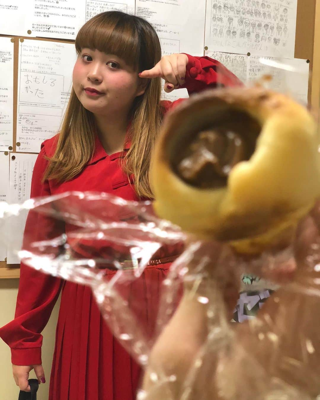 椎木ゆうたさんのインスタグラム写真 - (椎木ゆうたInstagram)「え？西田パン作りすぎじゃね？ パン作りの理由の１つにストレス発散って言ってた。え？パン作りすぎじゃね？  #世間知らズ #パン#手作り#ストレス発散」6月17日 1時33分 - shiiki19911005