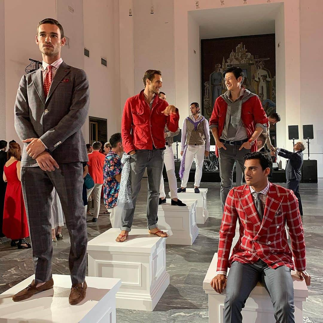 Apparel-web.comさんのインスタグラム写真 - (Apparel-web.comInstagram)「ISAIA 2020春夏コレクション #isaia #mfw #milano #fashionweek #menswear #fashion #style #ミラノ #メンズ #ファッション」6月17日 11時24分 - apparelweb