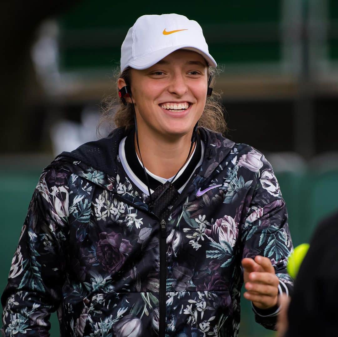 WTA（女子テニス協会）さんのインスタグラム写真 - (WTA（女子テニス協会）Instagram)「Who’s ready for the #NatureValleyClassic?! 😄🎾🙏」6月17日 11時25分 - wta