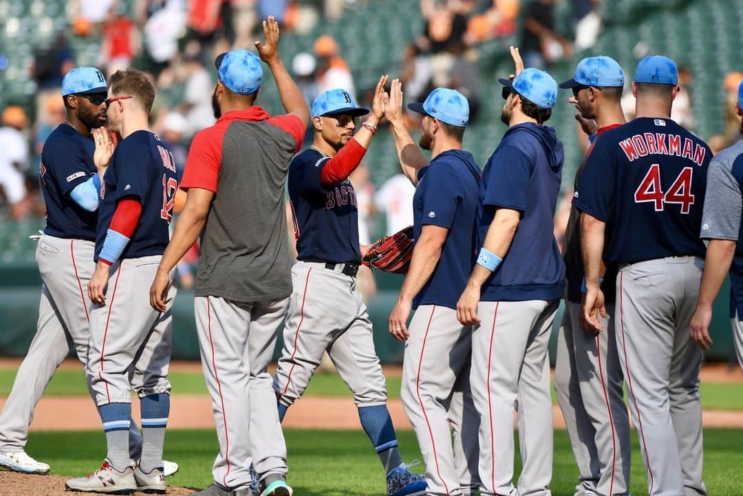 ボストン・レッドソックスさんのインスタグラム写真 - (ボストン・レッドソックスInstagram)「🧹 🧹🧹」6月17日 12時07分 - redsox