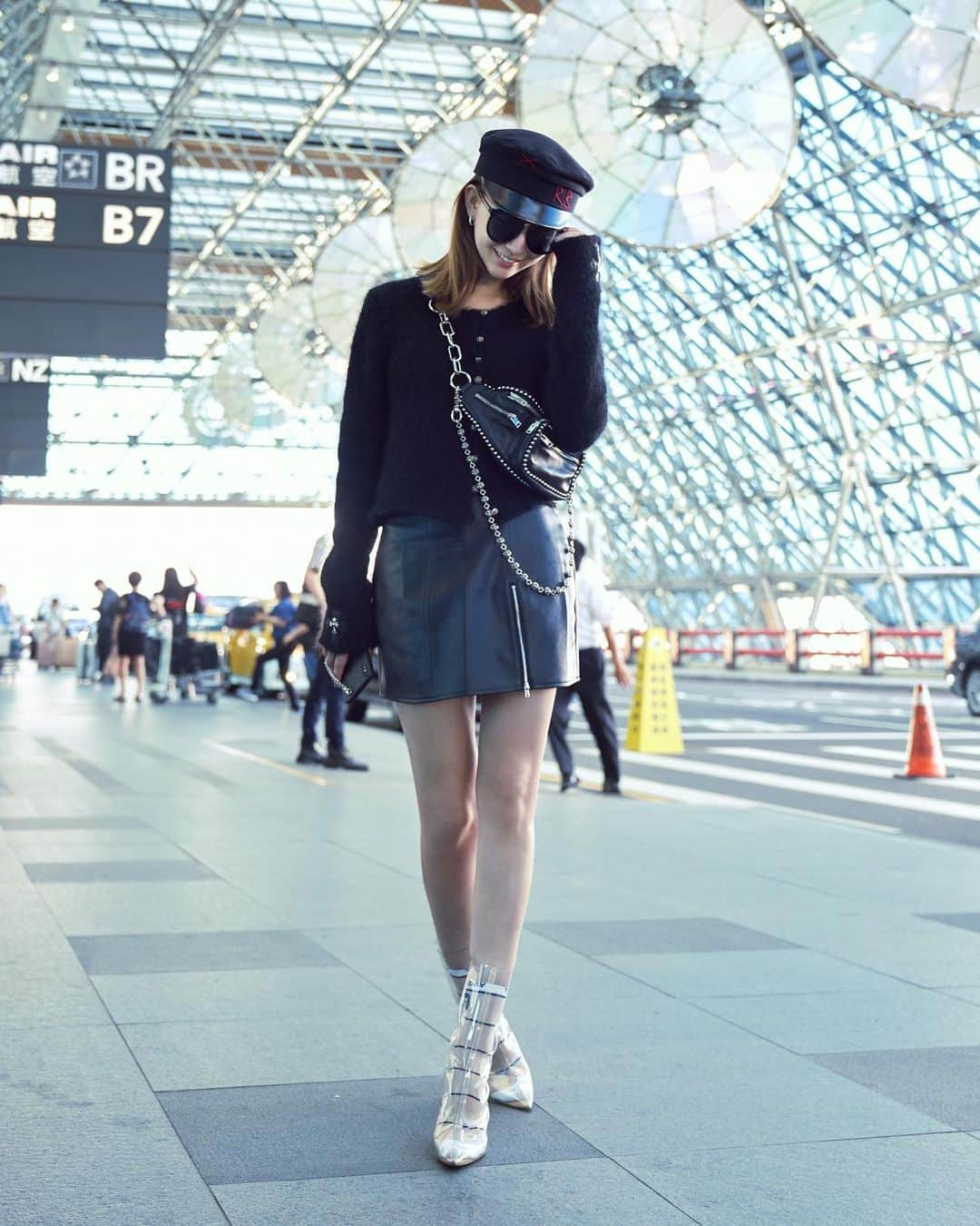 ハンナ・クインリヴァンさんのインスタグラム写真 - (ハンナ・クインリヴァンInstagram)「🛫#ootd #jendessocks」6月17日 12時20分 - hannah_quinlivan