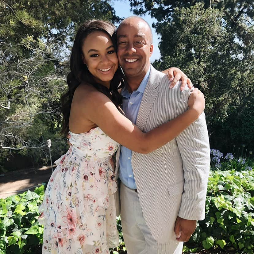 Nia Sioux Frazierさんのインスタグラム写真 - (Nia Sioux FrazierInstagram)「Happy Father’s Day dad! Thank you for always and I mean ALWAYS being there for me. I have learned so much from you, and you continue to teach me everyday even though I’m never home lol, but thank you for being my number one fan since day one! I love u💗」6月17日 12時28分 - niasioux