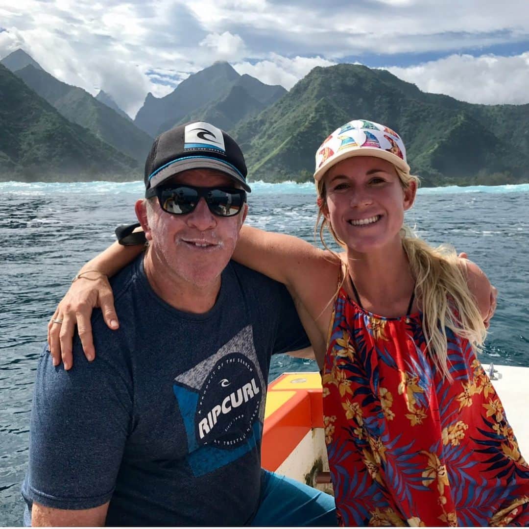 Bethany Hamiltonさんのインスタグラム写真 - (Bethany HamiltonInstagram)「Feeling thankful today for the fathers in my life; this one especially!!! Happy fathers day to all the wonderful dads out there!」6月17日 4時03分 - bethanyhamilton