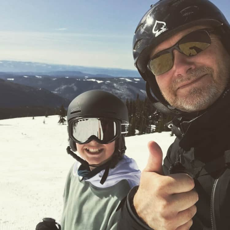 クリスチャン・マイケル・クーパーさんのインスタグラム写真 - (クリスチャン・マイケル・クーパーInstagram)「Happy Father's Day to the best Dad ever! Always fun sharing adventures with you! 😎😎 #fathersday #happyfatherday #bestdad」6月17日 5時19分 - cooper.christian.michael