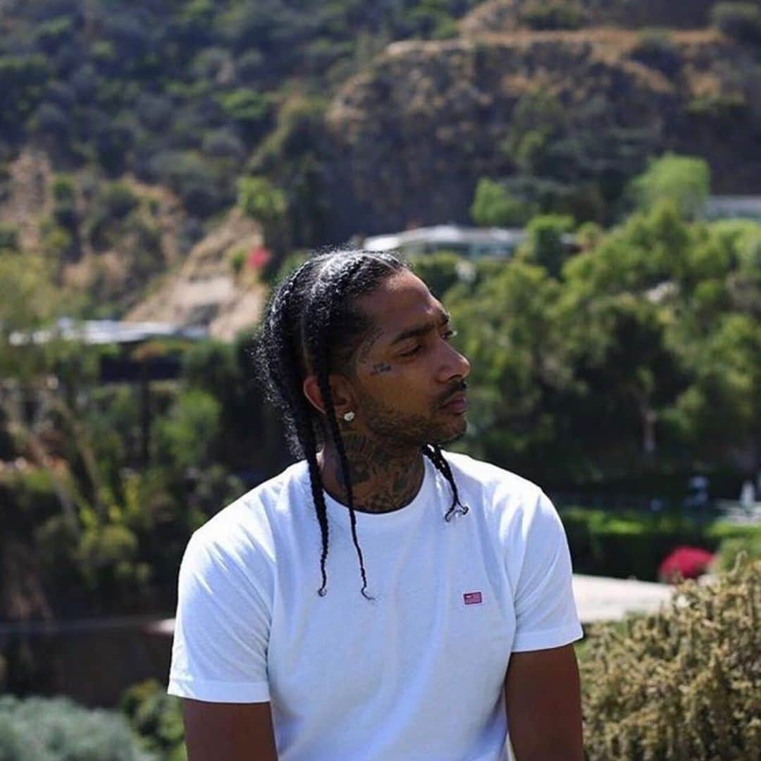 ゲームのインスタグラム：「Hard to make today about me. All my love to Emani & Kross 🖤🏁 #TMC #HappyFathersDayHussle」