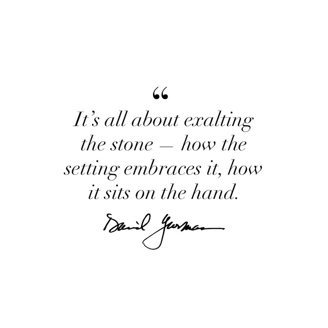 デビッドヤーマンさんのインスタグラム写真 - (デビッドヤーマンInstagram)「As a trained sculptor, David Yurman approaches each engagement ring design in terms of form, dimension and balance. #DavidYurman #LoveInspires」6月17日 6時13分 - davidyurman