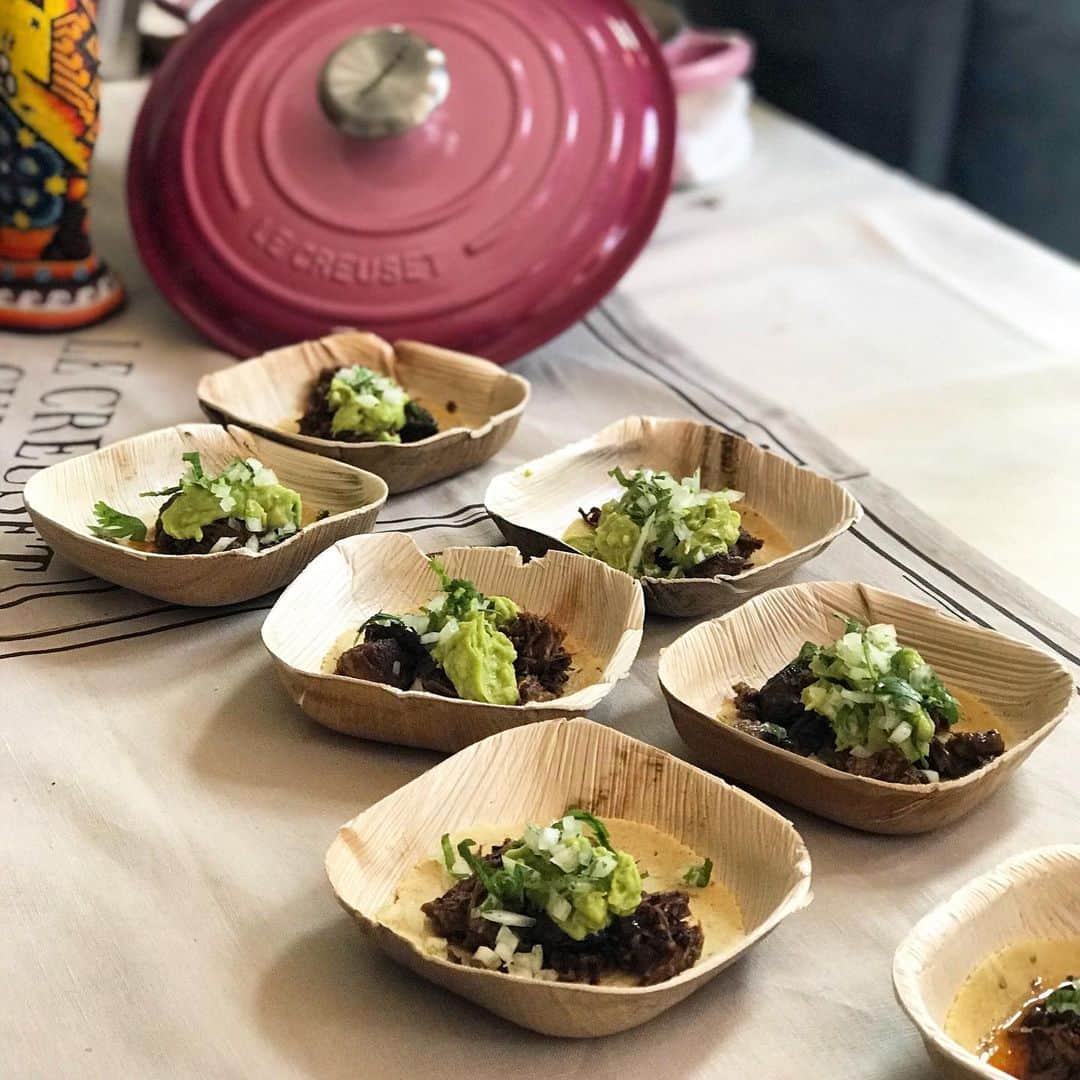 Food & Wineさんのインスタグラム写真 - (Food & WineInstagram)「These suadero tacos from @suerteatx—loaded with confit brisket, “black magic oil,” and avocado salsa cruda—were a hit at this year’s #fwclassic farewell brunch, featuring our 2019 Best New Restaurants and our friends at @lecreuset. #casuallycolorful #sponsored 📷: @midge.clark」6月17日 6時33分 - foodandwine