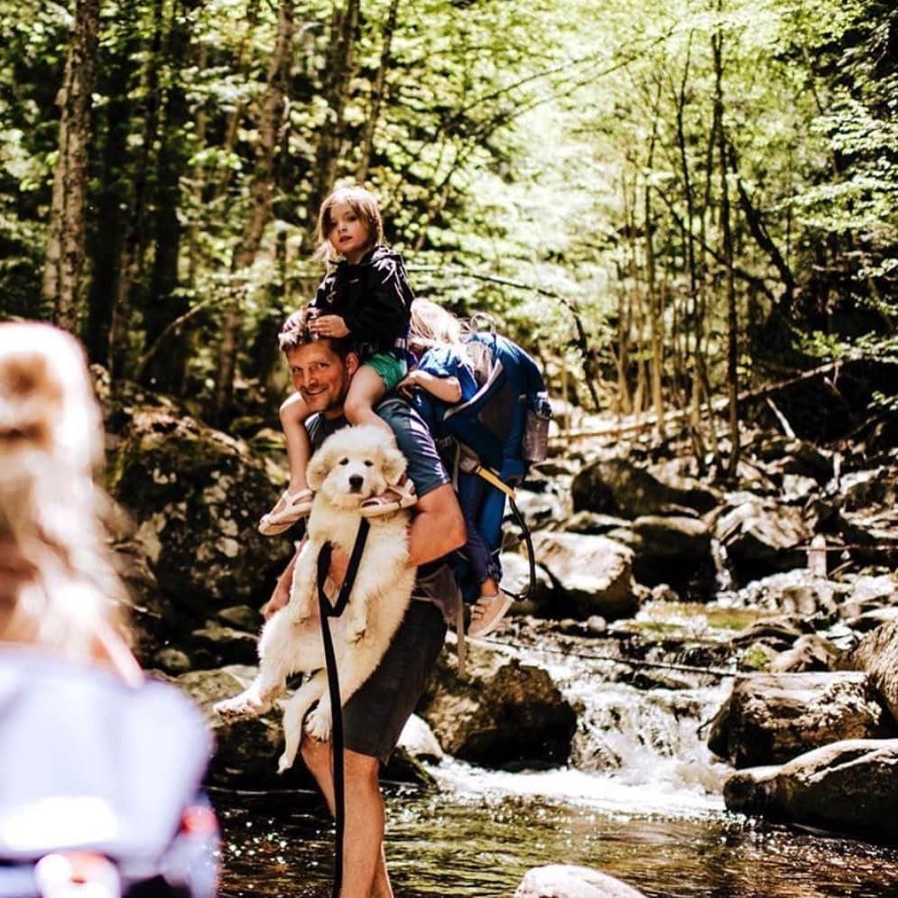 L.L.Beanさんのインスタグラム写真 - (L.L.BeanInstagram)「Happy Father’s Day to all the outdoor-loving Dads. Thanks for sharing your love of the outdoors with us. (Photos @picardfamilyadventures) #fathersday #beanoutsider #llbeankids #happyfathersday」6月17日 6時45分 - llbean