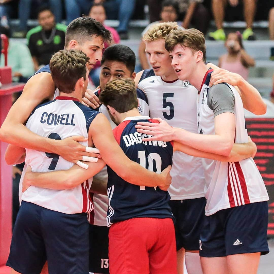 USA Volleyballさんのインスタグラム写真 - (USA VolleyballInstagram)「Our U.S. Men's 🇺🇸 Pan Am Cup Team beat Guatemala 🇬🇹 3-0 on Sunday in Colima, Mexico. Off to a great start! 🎉 --- #PanAmCup @norcecainfo」6月17日 7時17分 - usavolleyball