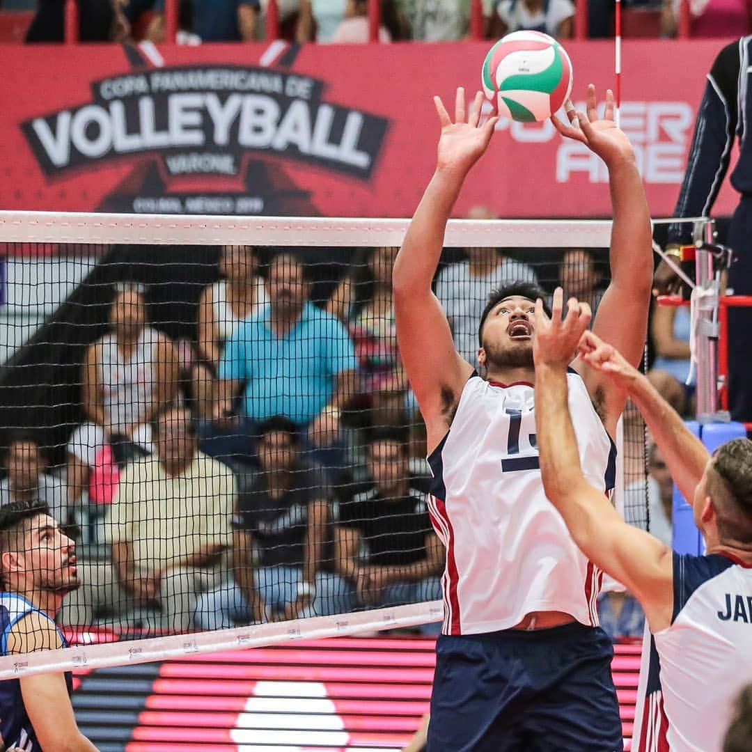 USA Volleyballさんのインスタグラム写真 - (USA VolleyballInstagram)「Our U.S. Men's 🇺🇸 Pan Am Cup Team beat Guatemala 🇬🇹 3-0 on Sunday in Colima, Mexico. Off to a great start! 🎉 --- #PanAmCup @norcecainfo」6月17日 7時17分 - usavolleyball