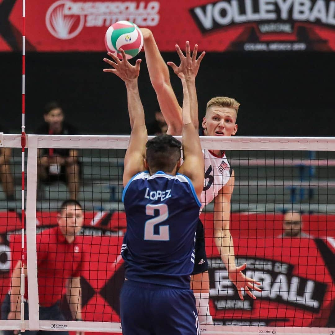 USA Volleyballさんのインスタグラム写真 - (USA VolleyballInstagram)「Our U.S. Men's 🇺🇸 Pan Am Cup Team beat Guatemala 🇬🇹 3-0 on Sunday in Colima, Mexico. Off to a great start! 🎉 --- #PanAmCup @norcecainfo」6月17日 7時17分 - usavolleyball