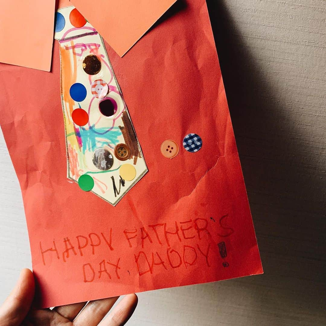 水嶋ヒロさんのインスタグラム写真 - (水嶋ヒロInstagram)「#hfd gift from my #daughter ☺︎ #love #family #fathersday #父の日 #パパ #4年目 #娘 #4years #blog」6月17日 7時17分 - hiro_mizushima_official