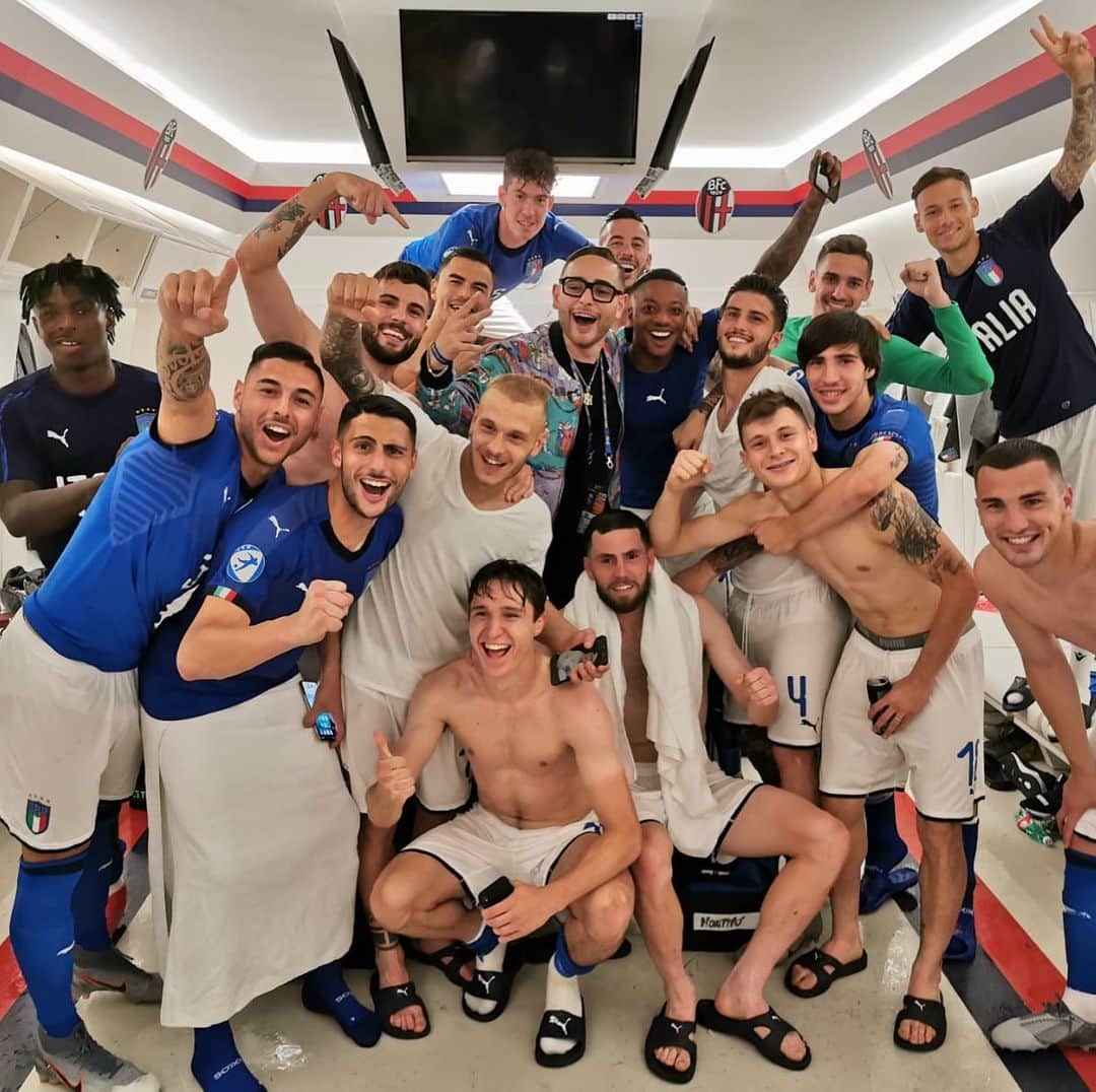 エミリオ・アウデロのインスタグラム：「Buona la prima!! 😁💪🏽🇮🇹 #italiaspagna #euro2019 #azzurri #u21」