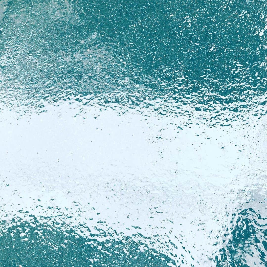 中野敬久さんのインスタグラム写真 - (中野敬久Instagram)「#reflection #rain #street #water #lightandshadow」6月17日 7時55分 - hirohisanakano