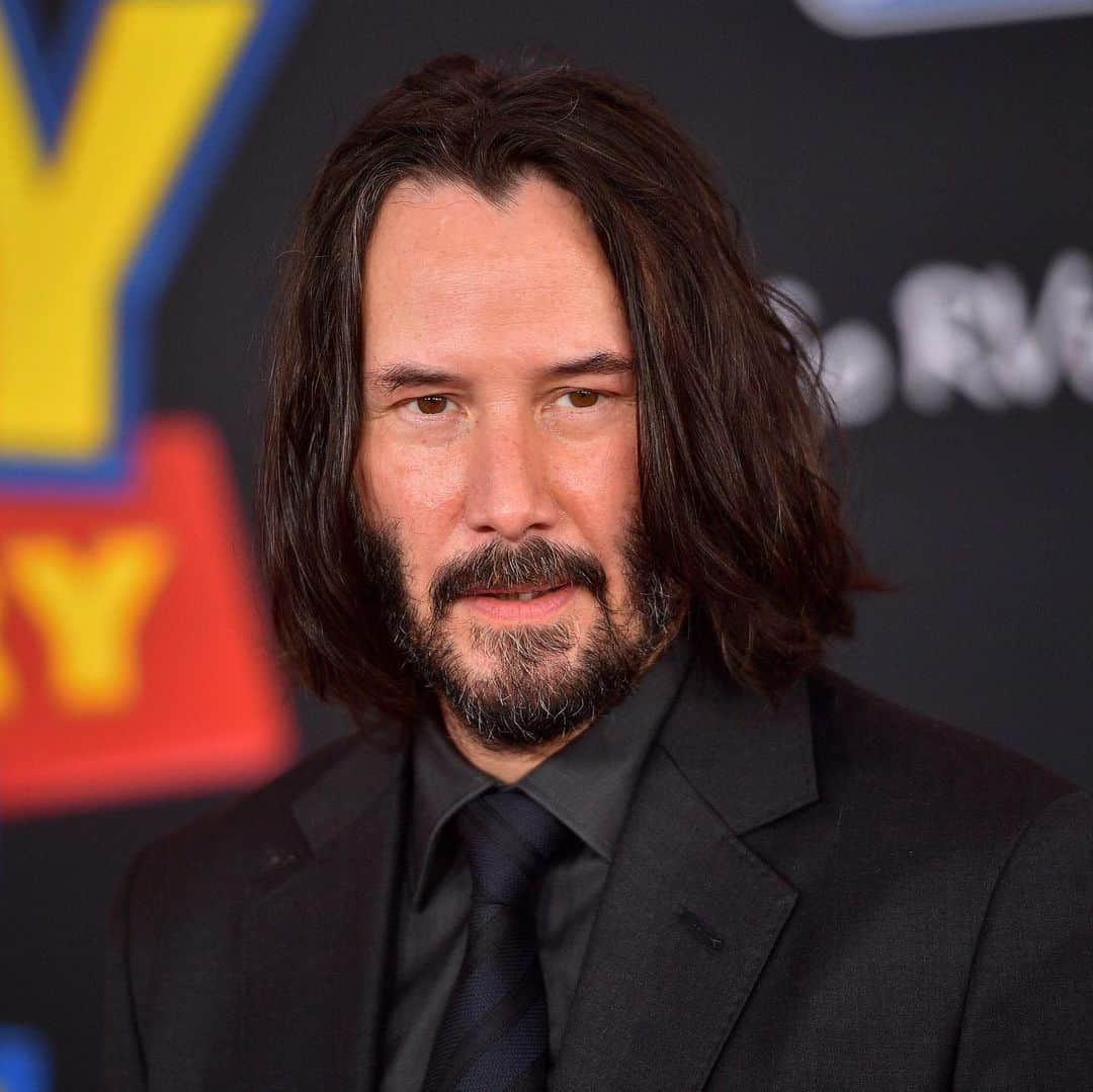 GQさんのインスタグラム写真 - (GQInstagram)「Keanu Reeves is a hair god. See the 9 Grooming Gods of the week at the link in bio.」6月17日 8時08分 - gq