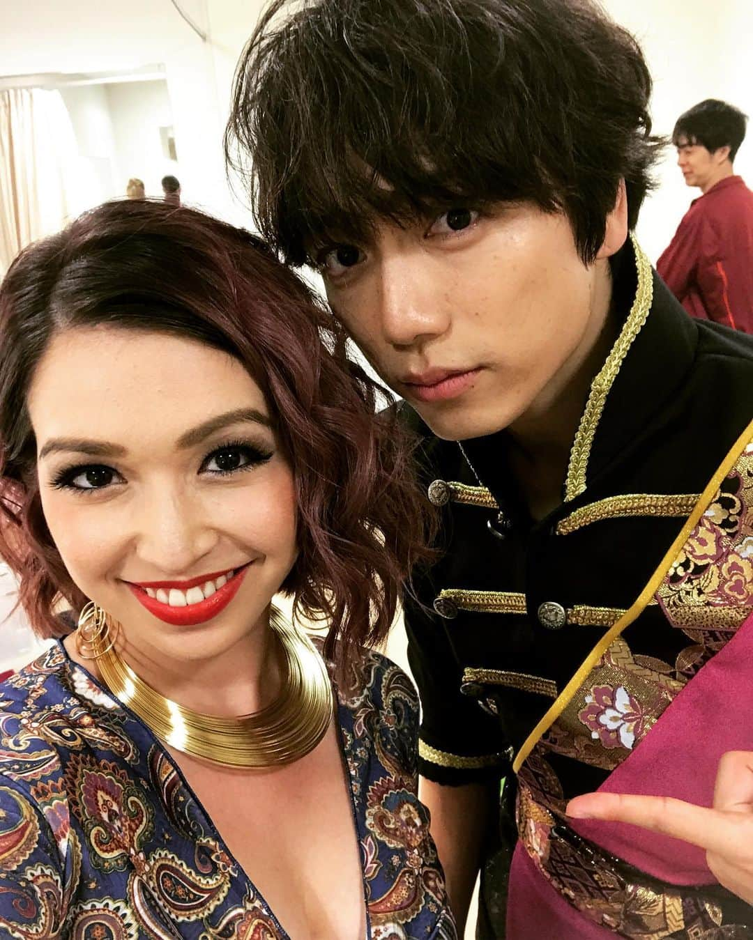 ダンドイ舞莉花さんのインスタグラム写真 - (ダンドイ舞莉花Instagram)「集合写真😍  #musicfair #ミュージックフェア #fujitv #フジテレビ #山崎育三郎 #hotstuff #newalbum #divas #musical #theatre #music #tokyo #japan」6月17日 9時30分 - mdandoy18