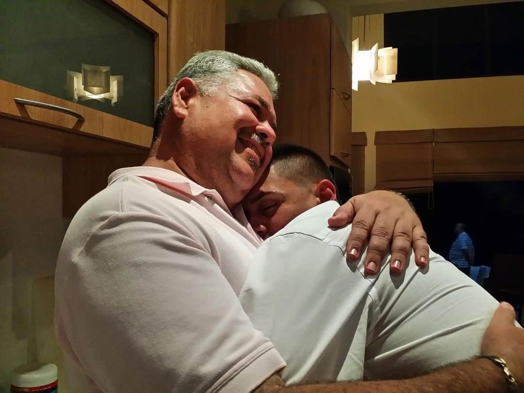 ホセ・デレオンさんのインスタグラム写真 - (ホセ・デレオンInstagram)「El alma de la fiesta dondequiera, el más gracioso, el Pulpo,  perdón... el Chef Pulpo, mi papá! Somos bendecidos de tenerte. No solo nosotros, sino todo el que te conoce y te rodea. No tienes idea de cuanto te amo. Happy Father’s Day」6月17日 9時37分 - jdl__87