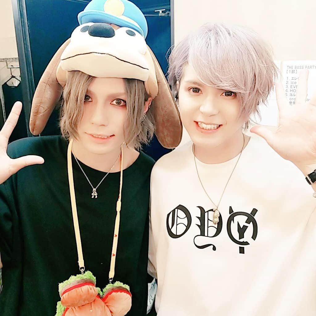 Yusukeさんのインスタグラム写真 - (YusukeInstagram)「6/15「THE BASS PARTY」楽しかった☺ れいかさん、るいくん、ハクくん、けいやくん、ガクさん！ありがとうございました✨  #thebassparty #べすぱち #池袋EDGE  #玲夏 #瑠伊 #haku #keiya  #gaku #yusuke  #ダウト #vistlip #ゆないと #festvainqueur #hero #oy #オーワイ」6月17日 9時32分 - hero_yusuke