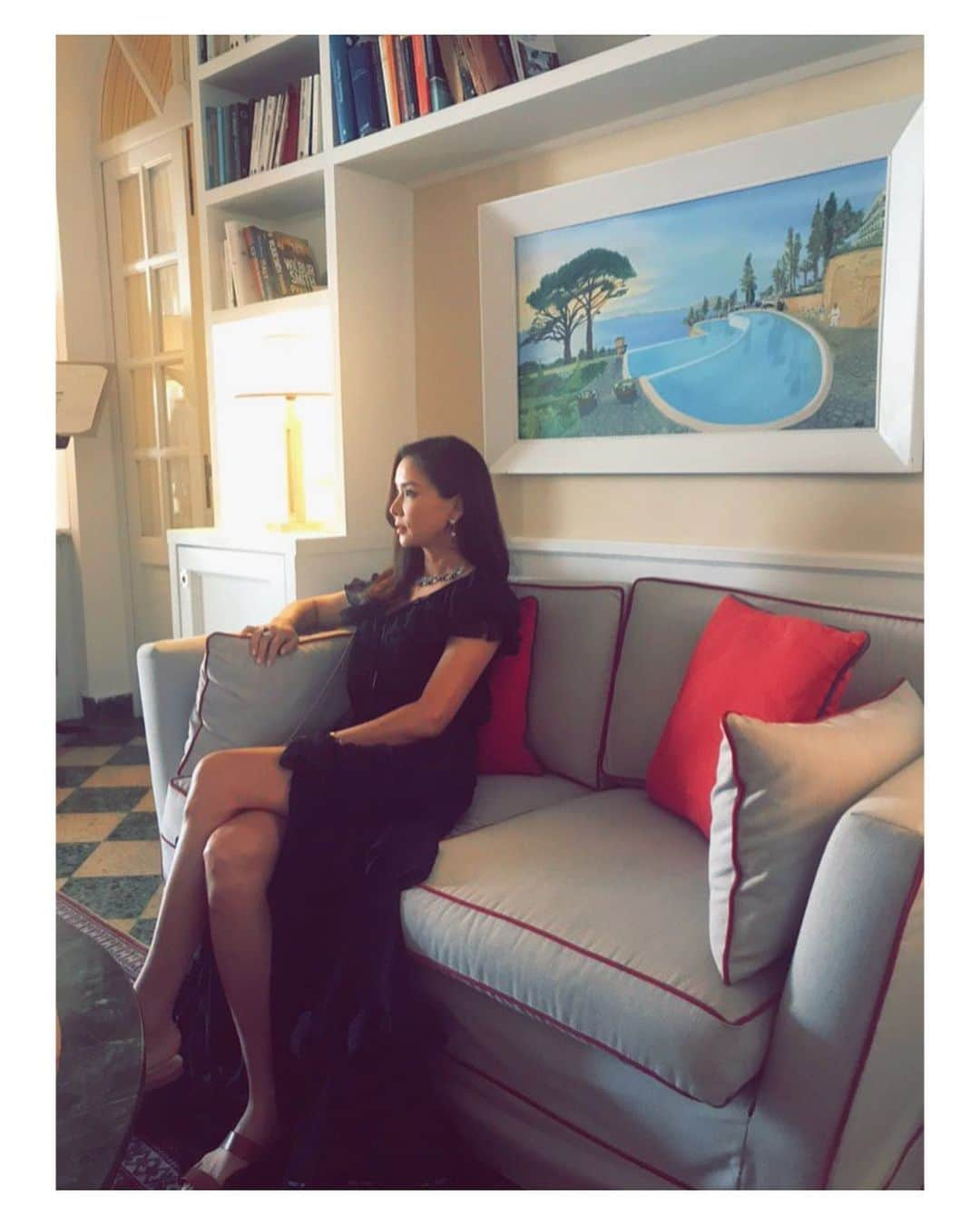 コ・ソヨンさんのインスタグラム写真 - (コ・ソヨンInstagram)「Beautiful capri🌥」6月17日 10時52分 - kosoyoung_official