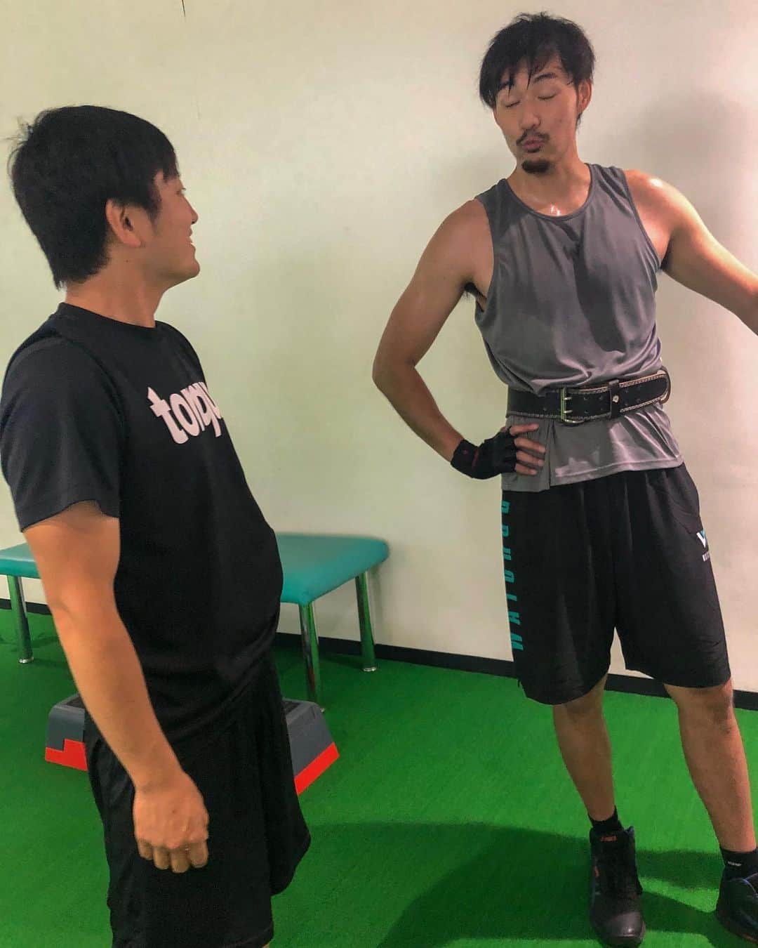 青木康平のインスタグラム：「【Watch&C Procamp2019】in Fukuoka🏀 DAY1終了！！！ けいすけ、薦田、てんよく、けんとがまた来てくれたのは嬉しい！ 小野くんありがとう😊 こうへい、こうせい、あと日経の大学生2人の参加は嬉しい！ しかも、けいやは仙台のクリニックにいたの覚えていて、この再会は嬉しかったですね〜 明日はあの4○○○男が来るのかな〜笑 @tomokazu_abe @satoshi24 @iurgic  @diceyamaguchi @giving.back.jf @sosuu @haleo_official @kosei_ban @knto_33 @yaotianyi1006 @komodatakuya @k.kohei_13 @h.makoto1 @bataacorn @torque1069 @yukinori_sakata  #watchandc#watchandcprocamp2019#fukuoka」