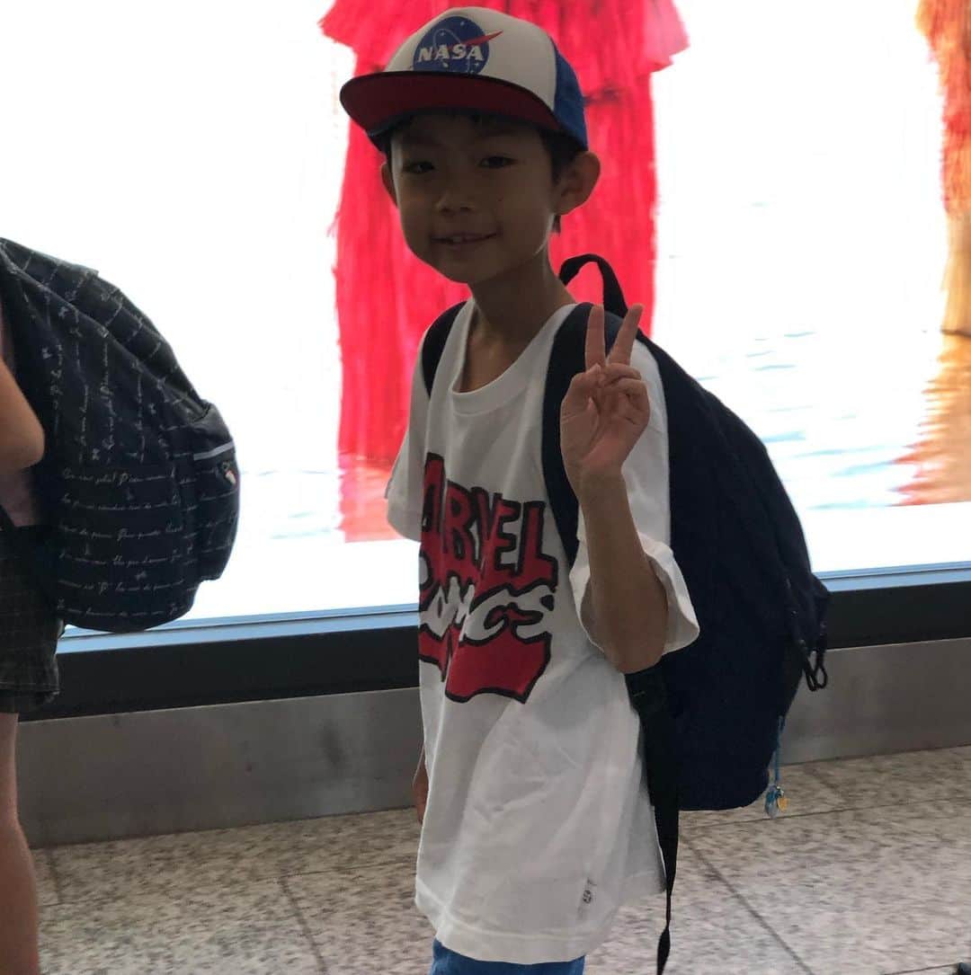甘糟記子さんのインスタグラム写真 - (甘糟記子Instagram)「日曜日、チビたちは朝からデイキャンプへ！  今回のテーマは宝探しだったので、2人ともノリノリ（笑）  少し暑めだったけど、天気も良くて遊ぶには最高だね！  私は送り出した後、ママ友とサワムラでランチ( ^ω^ )  ゆっくりおしゃべりしながら、美味しいモーニングなんて最高〜(*≧∀≦*) お迎えに行くときはお腹ぺこぺこになって戻るので、私は大好きなブルトンヌのフィナンシェをちょっとつまめるように買ってます( ^ω^ )  ちょうど焼きたてで、カリカリフワッと美味しかったな〜！ 先週も疲れたけど、遊びつくした週末でした〜（笑）  #息子殿姫#息子殿#姫#デイキャンプ#宝探し#サワムラ#モーニング#至福のとき#日曜日#週末」6月17日 20時51分 - norihey924