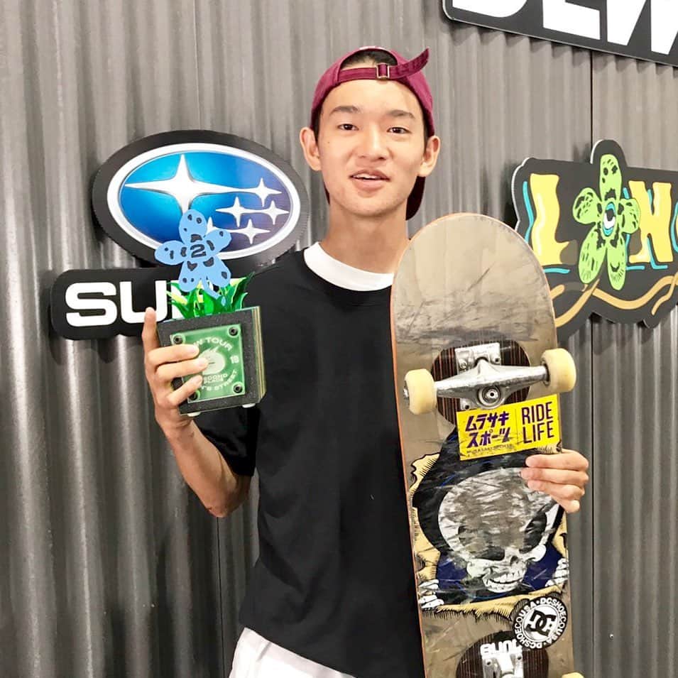 フジテレビ「スケートボード」さんのインスタグラム写真 - (フジテレビ「スケートボード」Instagram)「日本勢の活躍が光った今大会。さかのぼると、🇯🇵堀米雄斗と🇯🇵西村碧莉がストリートで、 🇯🇵中村貴咲が女子パークで大きく切り崩した世界の壁。そのあとを追う後輩たちにとっては、それが大きな勇気となり、今、日本全体のパワーとなっている気がします‼️ 男子パーク・笹岡ファミリーの存在が、🇯🇵岡本碧優の快挙にもつながりました‼️ スケートボードは、年齢・性別・国籍を超えて "つながって" います‼️﻿ ﻿ 一  写真は、世界のトップに肉薄した男、🇯🇵ソラ‼️ ﻿ ﻿ #DewTour #sorashirai #白井空良﻿ Thank you！ #skateboard」6月17日 21時07分 - sk8_fujitv