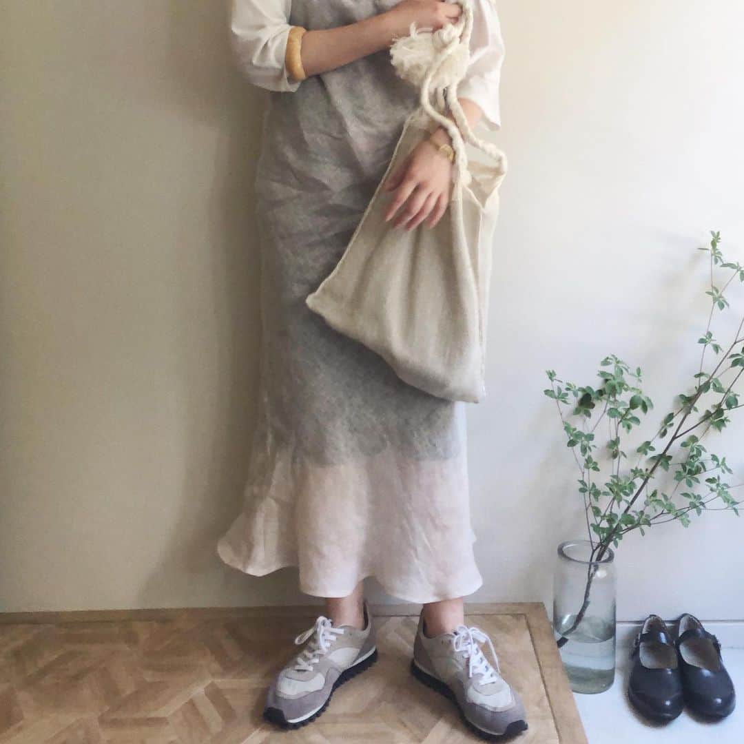 畑田萌のインスタグラム：「🦢🥚🦴」