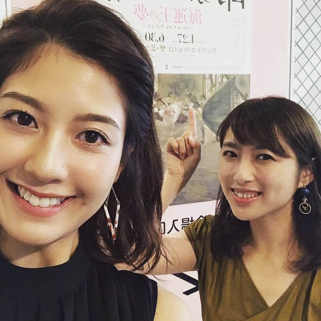 宮崎文子のインスタグラム：「日曜のひるさがり、美女と印象派の世界に迷い混んできました。  文化に触合い、物の価値について考える。 とても優雅なひとときでした。  #アート  #美女と行く #美術館めぐり #桝田沙也香 #濃い顔なふたり」