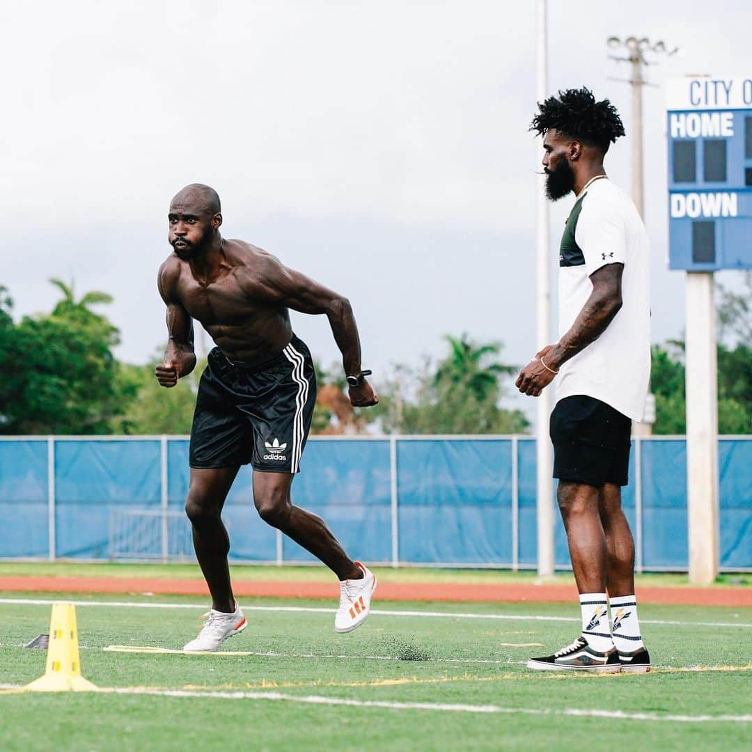 エリアカン・マンガラさんのインスタグラム写真 - (エリアカン・マンガラInstagram)「New week 👊🏿 In the starting blocks 🔥 just #TrustTheProcess 👊🏿」6月17日 21時30分 - eliamangala