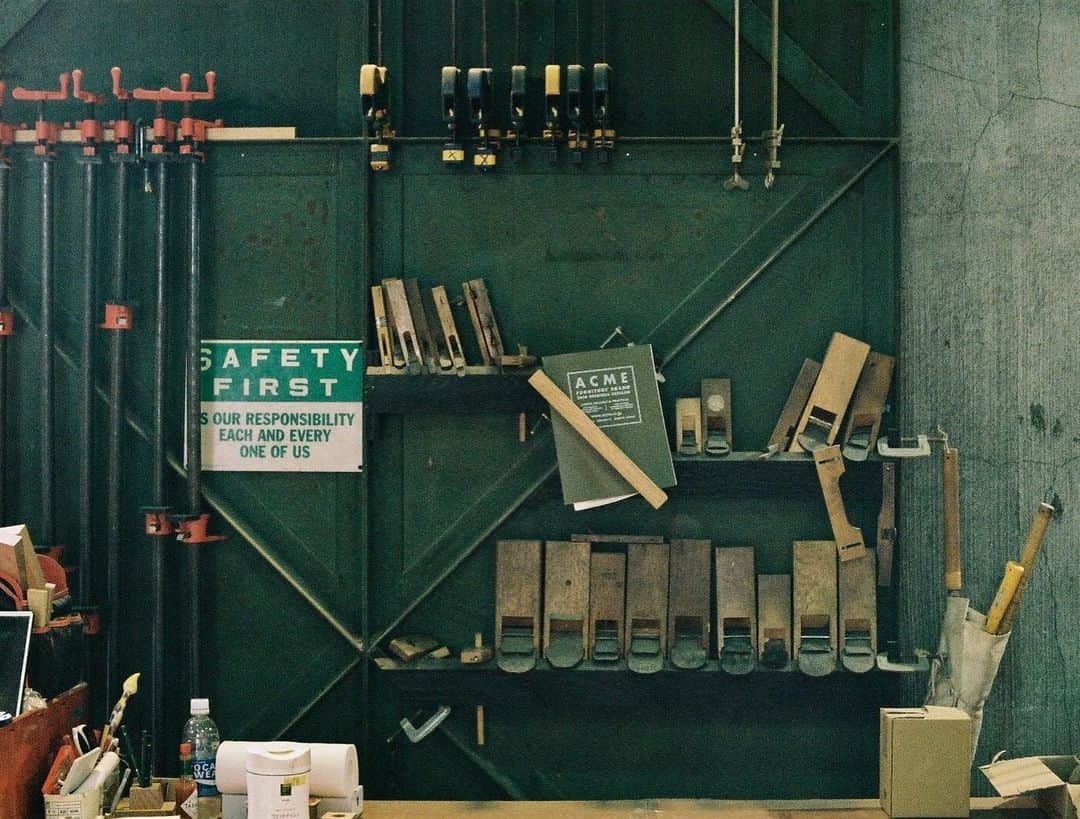 ACME Furnitureのインスタグラム