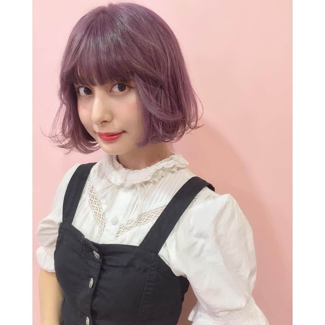 bettie'sclubさんのインスタグラム写真 - (bettie'sclubInstagram)「momoちゃん❤︎ 全体3〜4cmカットしてカラーはpink lavender color✨ いつもありがとうございます！ #bettiehair」6月17日 21時39分 - bettie_tokyo