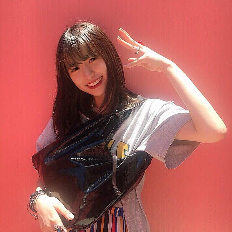 菅野梓さんのインスタグラム写真 - (菅野梓Instagram)「. 今さらof今さらですが、4月から『ビームス ウィメン 原宿店』で働いております！ また、スタイリング始めました、沢山洋服載せていきますのでチェック&フォローしてみてください📲 プロフィールのURLからぜひ！ . #beams #harajuku #beamswomenharajuku  #ビームスウィメン原宿」6月17日 21時39分 - azusa__029