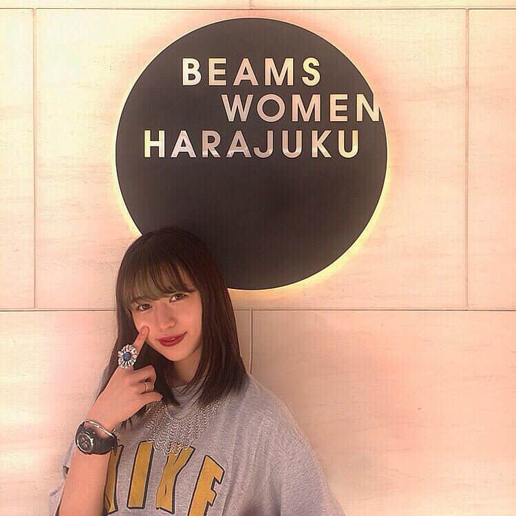 菅野梓のインスタグラム：「. 今さらof今さらですが、4月から『ビームス ウィメン 原宿店』で働いております！ また、スタイリング始めました、沢山洋服載せていきますのでチェック&フォローしてみてください📲 プロフィールのURLからぜひ！ . #beams #harajuku #beamswomenharajuku  #ビームスウィメン原宿」