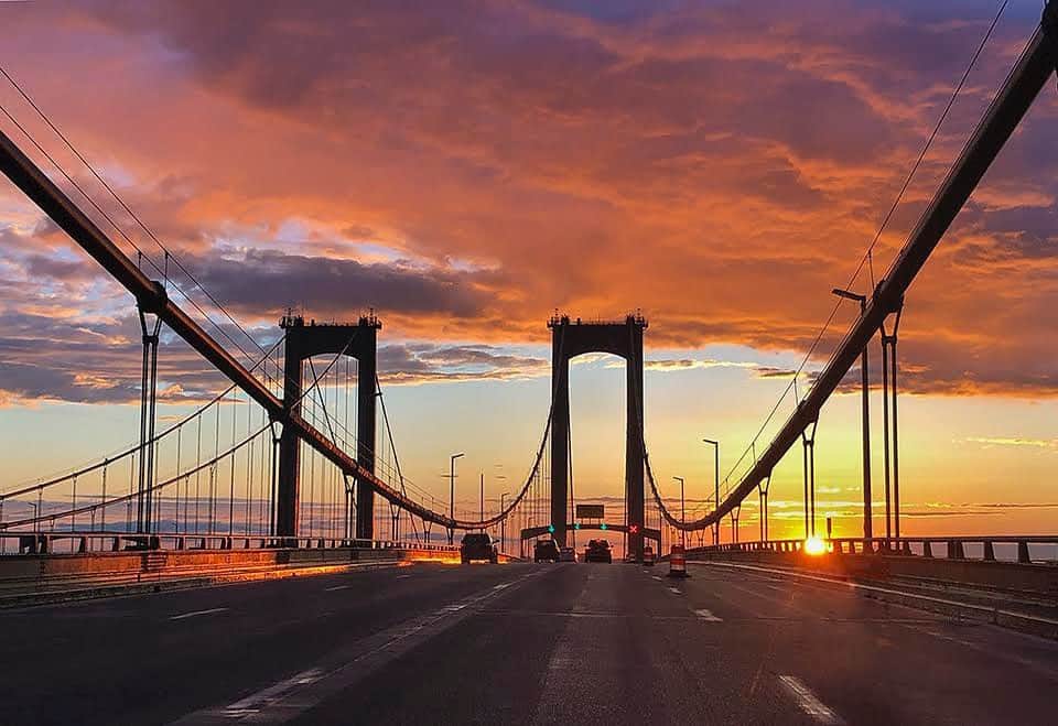 thephotosocietyさんのインスタグラム写真 - (thephotosocietyInstagram)「Photo by @rwmaddenphotog // Unusually large thunderstorms gave way to a glorious sunset just as I was crossing the Delaware Memorial Bridge. Multi tasking! #bridge #sunset #photojournalism #weather」6月17日 21時43分 - thephotosociety