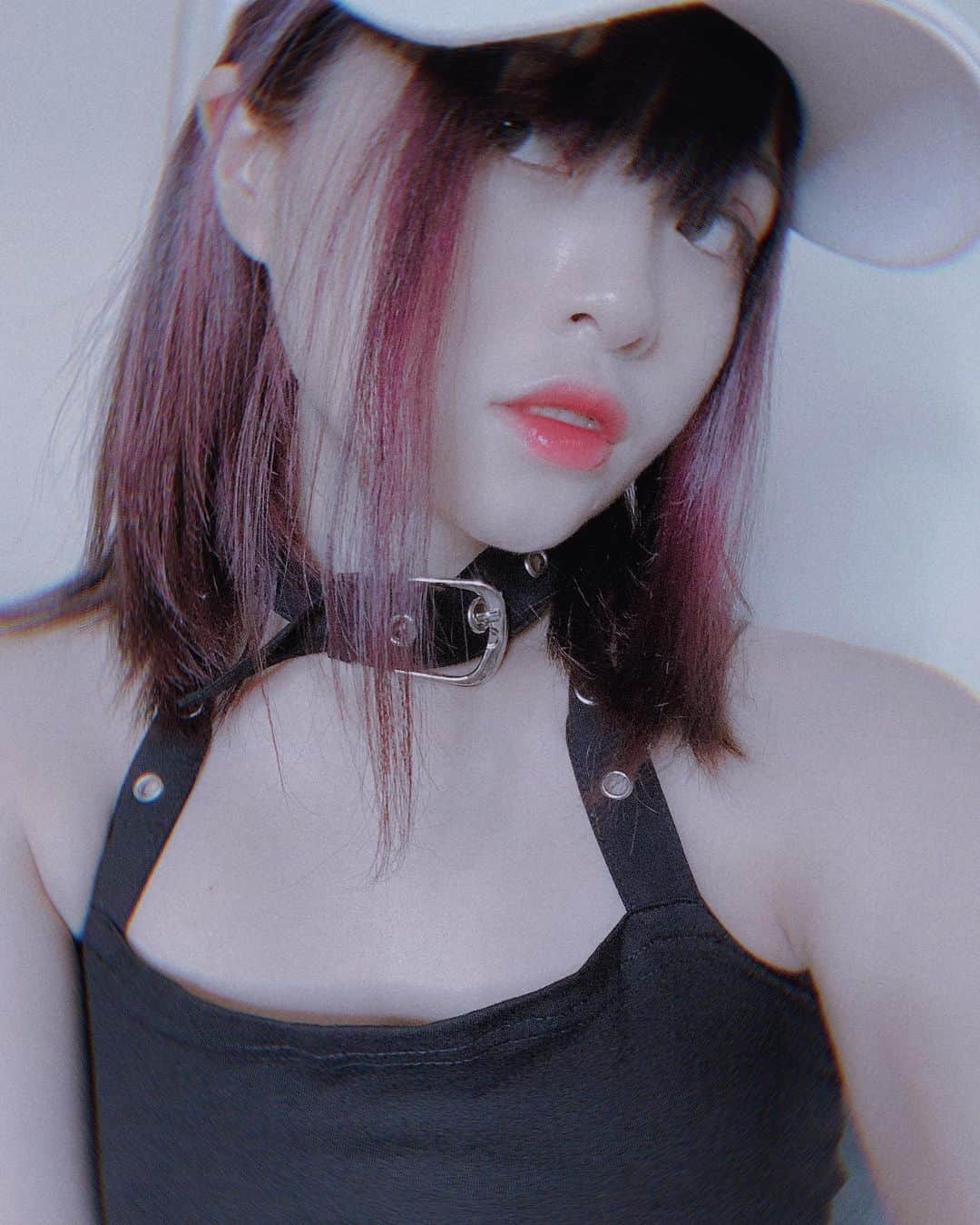 Jia Ju Jiangさんのインスタグラム写真 - (Jia Ju JiangInstagram)「久違的深色頭髮 喜歡深色還是淺色🤔」6月17日 21時49分 - misa72600