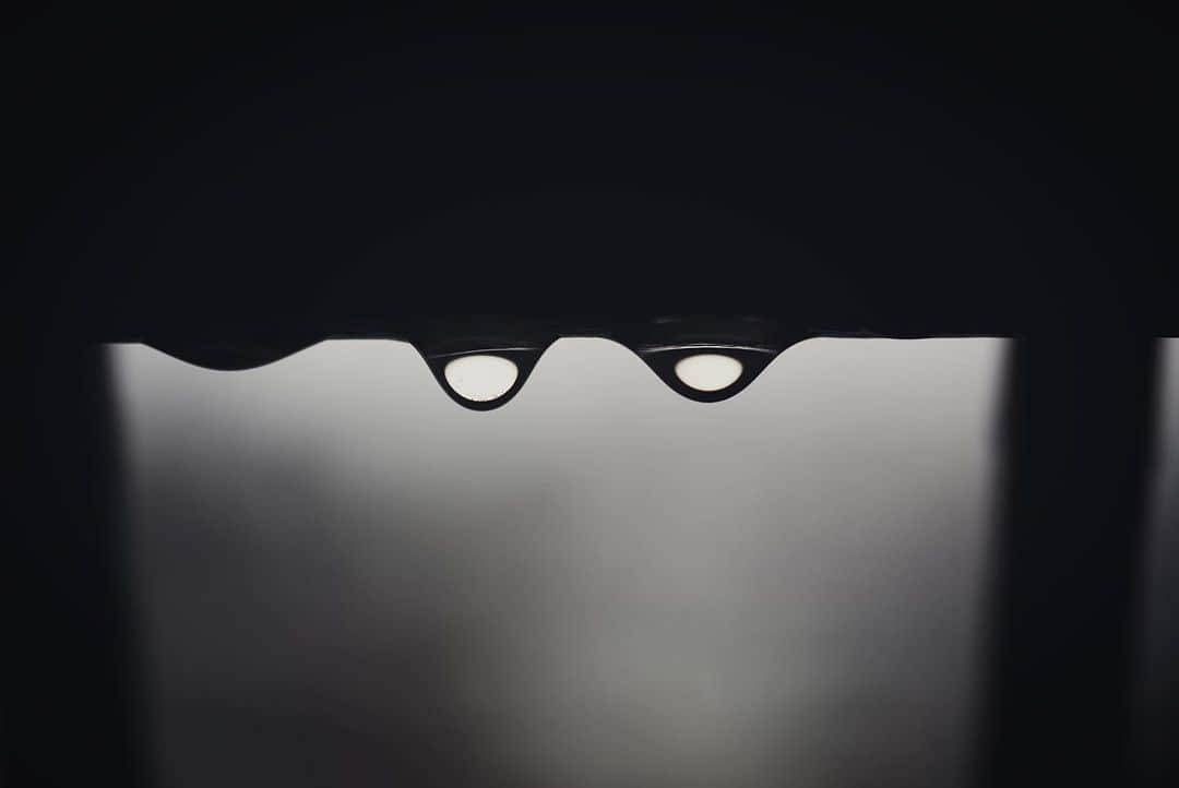 落合将人さんのインスタグラム写真 - (落合将人Instagram)「梅雨の一休み  #梅雨 #雨 #follow #tokyocameraclub #instagramjapan #IGersJP #ig_japan #instagood #photo_shorttrip #as_archive #photograph #rain #monocrome #water」6月17日 21時59分 - masato_ochiai