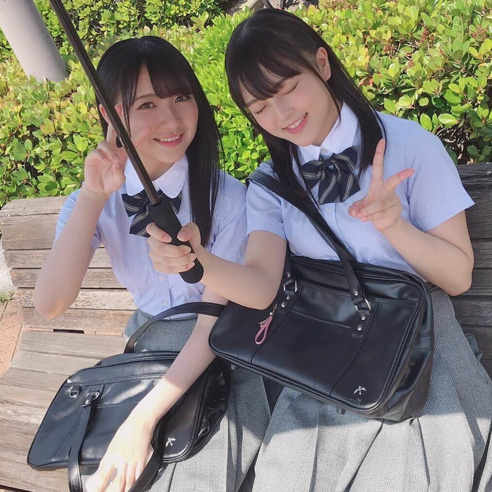 STU48さんのインスタグラム写真 - (STU48Instagram)「* ちほちゃん・ゆらちゃん☺️ * #STU48 #STU3rd #7月31日 #発売 #石田千穂 #由良朱合  #オフショット  #制服」6月17日 13時23分 - stu48.official