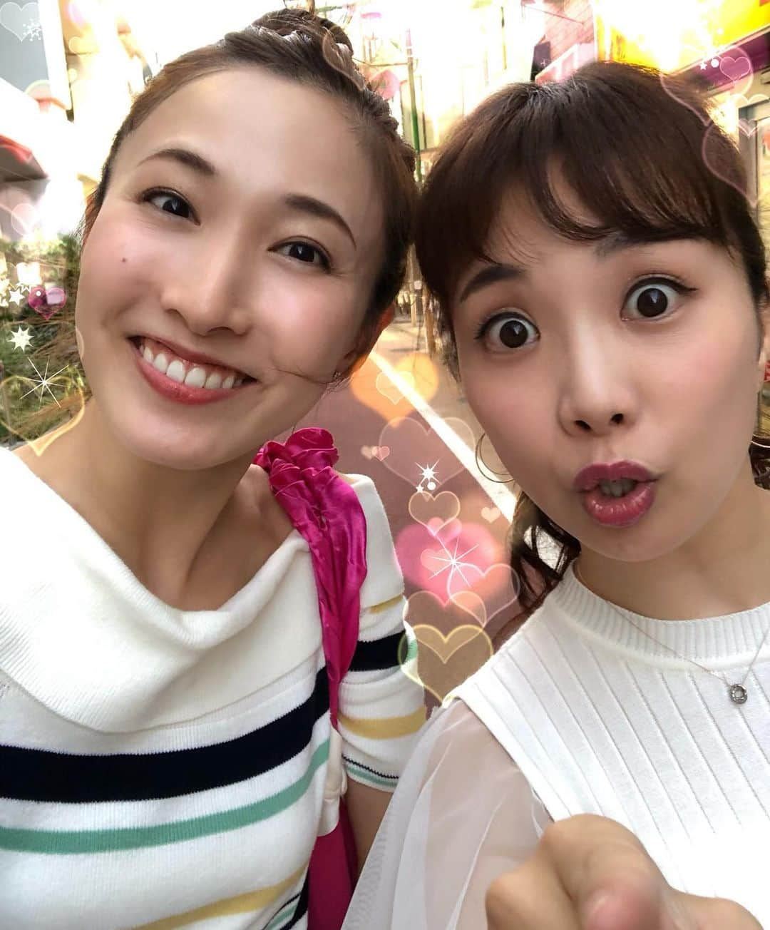 妃海風さんのインスタグラム写真 - (妃海風Instagram)「くみちゃん（実咲凜音）とお喋り会！ . 2人で会うのは久々かなぁー やー。 喋りに喋り倒したね！ 笑いに笑い倒した！ 疲れた！笑笑 . くみちゃんや。 あなたとは、いくつになっても、 おばあちゃんになっても 疲れるほど爆笑し合えるんやろうねぇー👵👵💖 . 最強のお友だちだぜ！😆✨✨✨ ありがとうね！ . #くみちゃん #みりおん #実咲凜音 #喋る笑う忙しい疲れる笑」6月17日 13時20分 - fuhinami_official